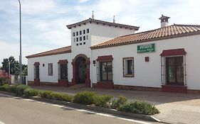 Apartamentos Turísticos - Hostal Los Alisos